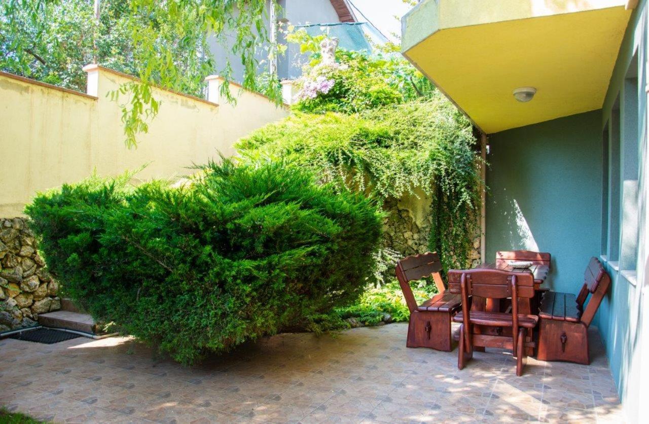 Вила Костадинов Varna Esterno foto