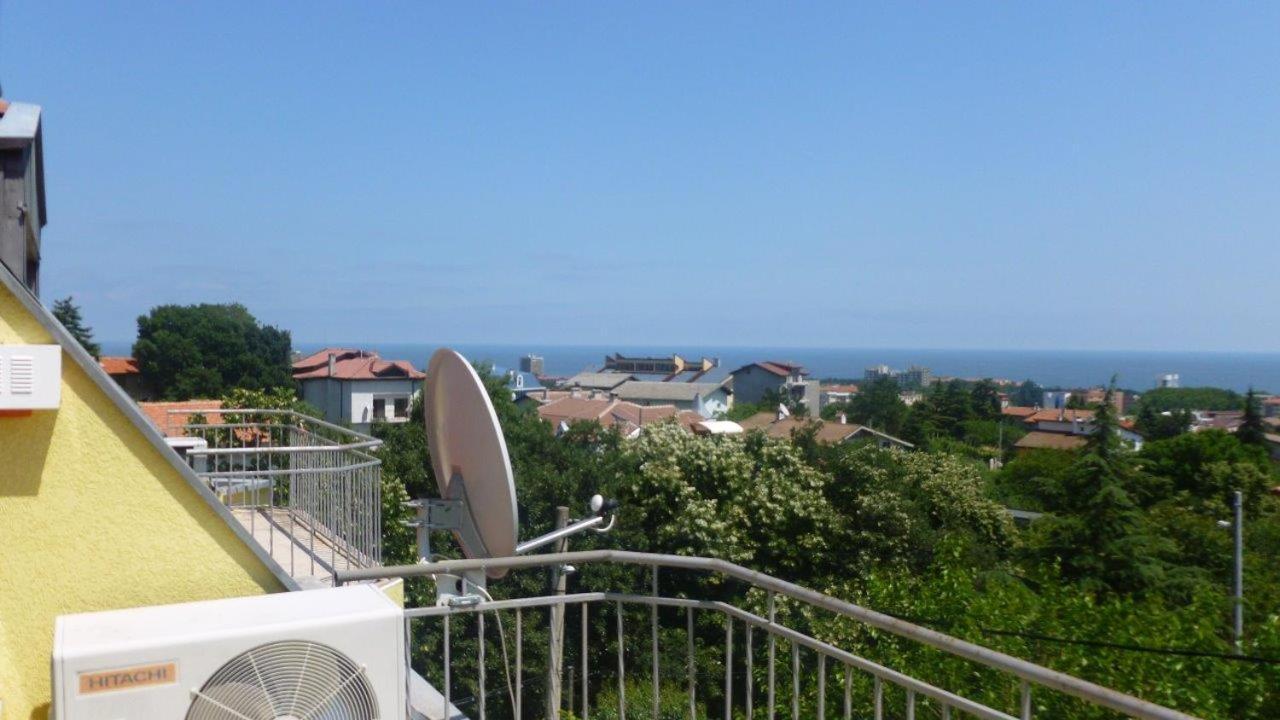 Вила Костадинов Varna Esterno foto